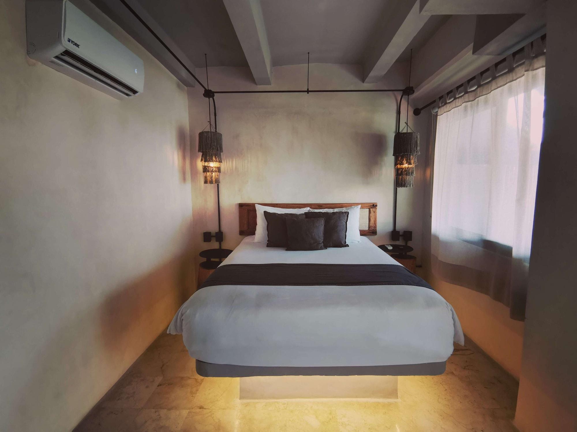 Caribbean Paradise Hotel & Spa - 5Th Avenue Плая дел Кармен Екстериор снимка